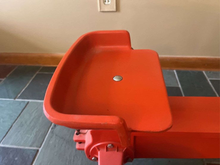 case-agri-king-1070-pedal-tractor-ertl-image-9