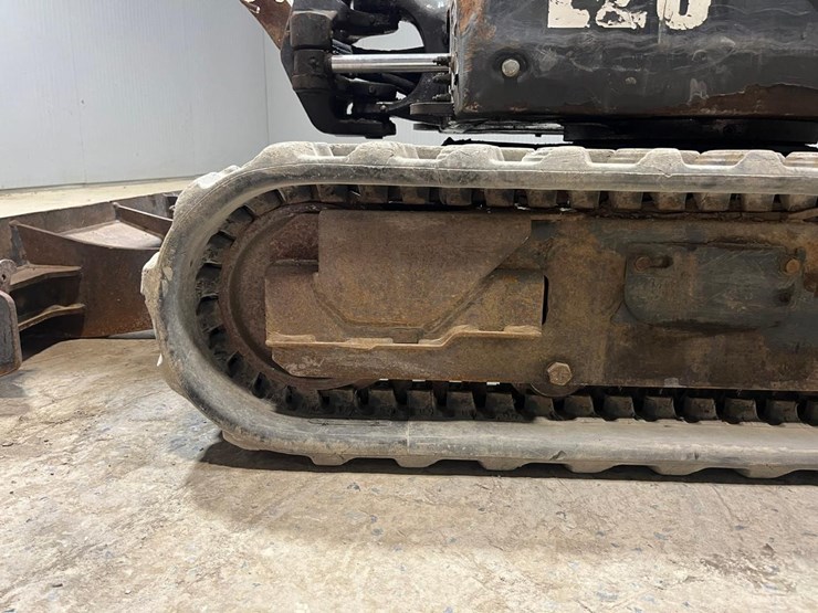 2018-bobcat-e20-image-18