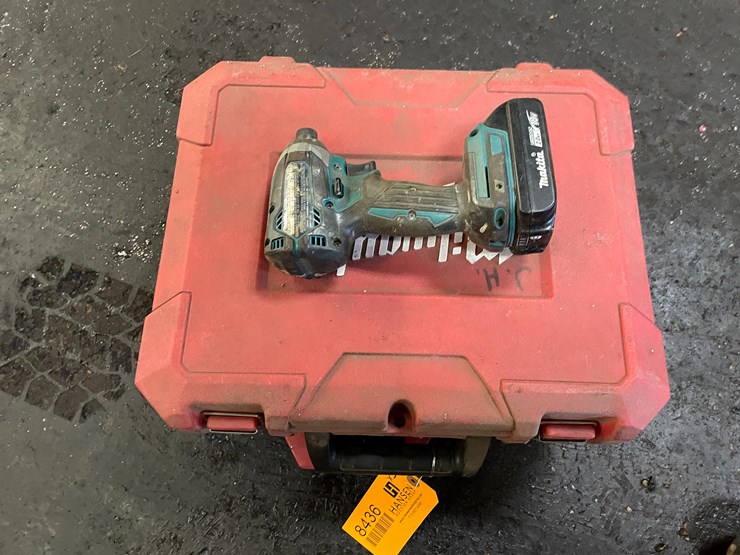#8436-•-milwaukee-cordless-drill,-impact-and-makita-impact-image-1