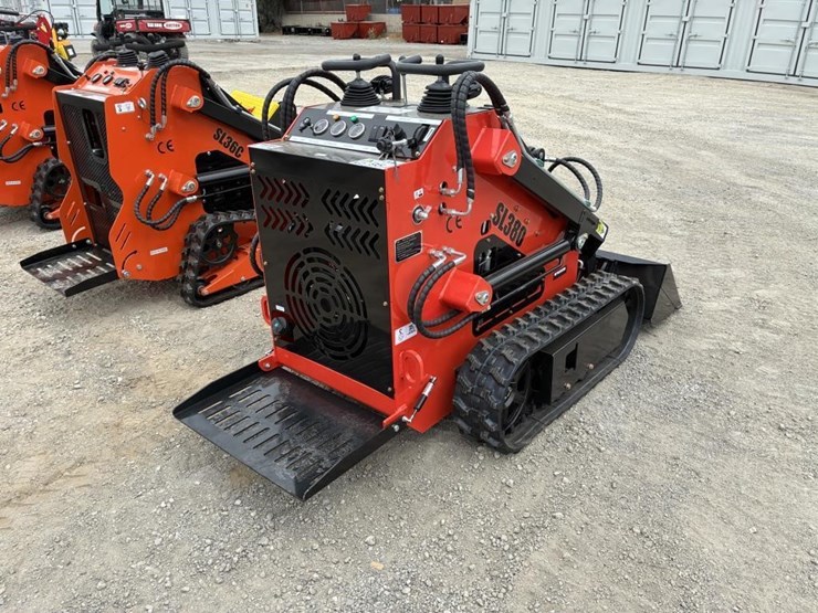 2025-sdlool-sl380-skid-steer-loader-image-3