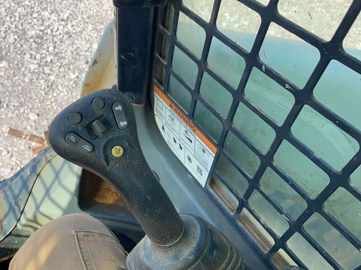 bobcat-t650-image-15