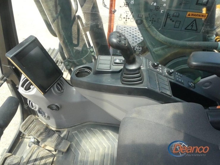 2023-volvo-ec160el-image-11