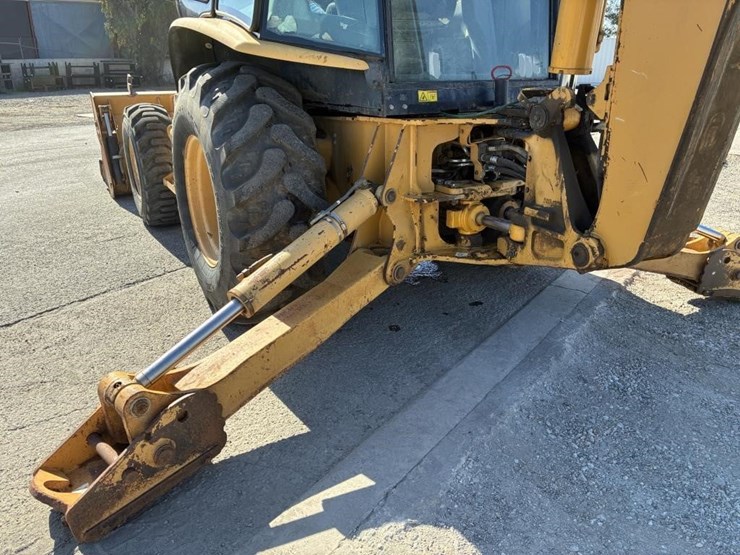 2005-caterpiller-420d-loader-backhoe-image-15