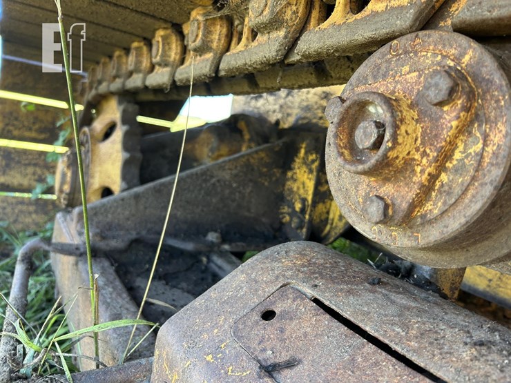 komatsu-d31p-17-image-15