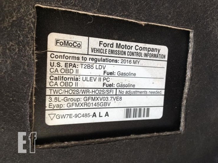 2016-ford-taurus-sel-image-10