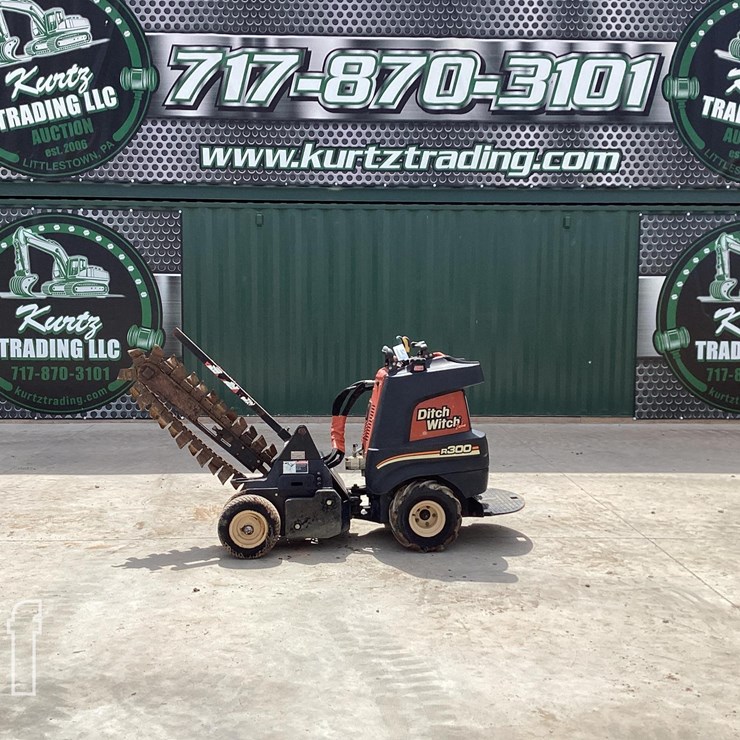 2009 DITCH WITCH R300