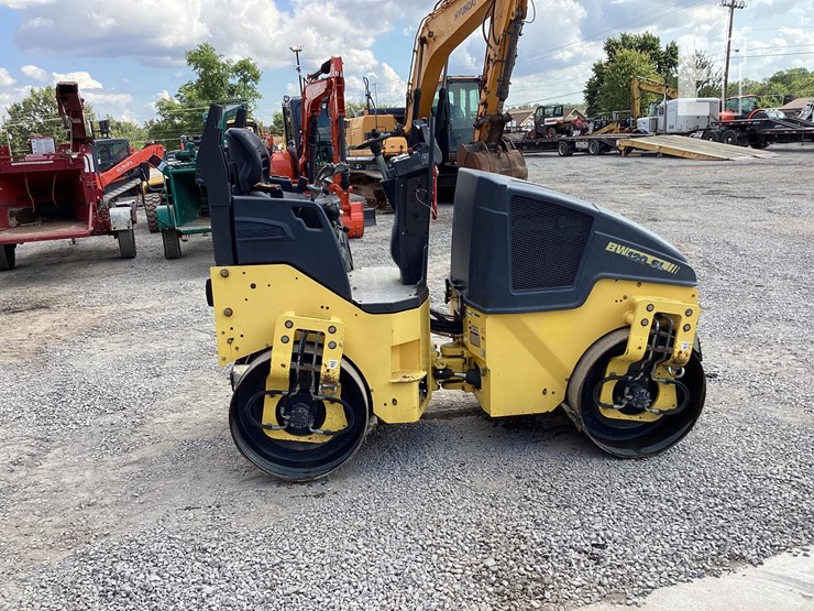 2016-bomag-bw120-50-image-6