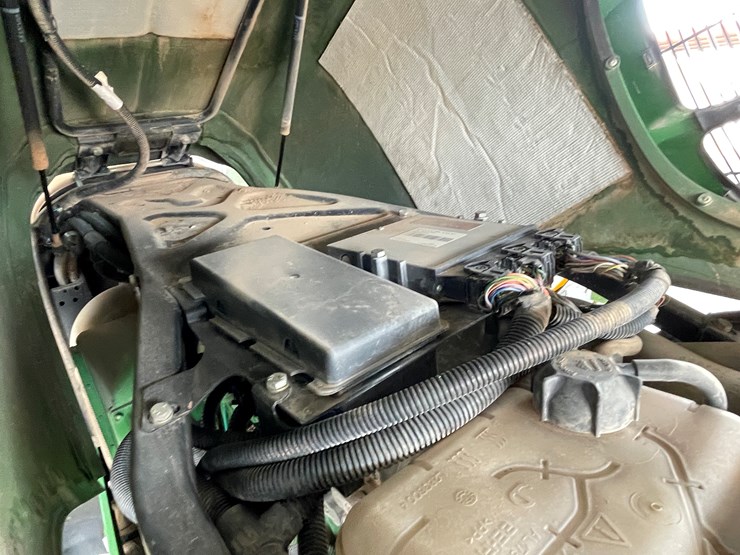 john-deere-7230-premium-image-66