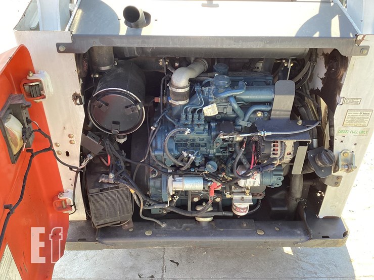 2013-bobcat-s650-image-9