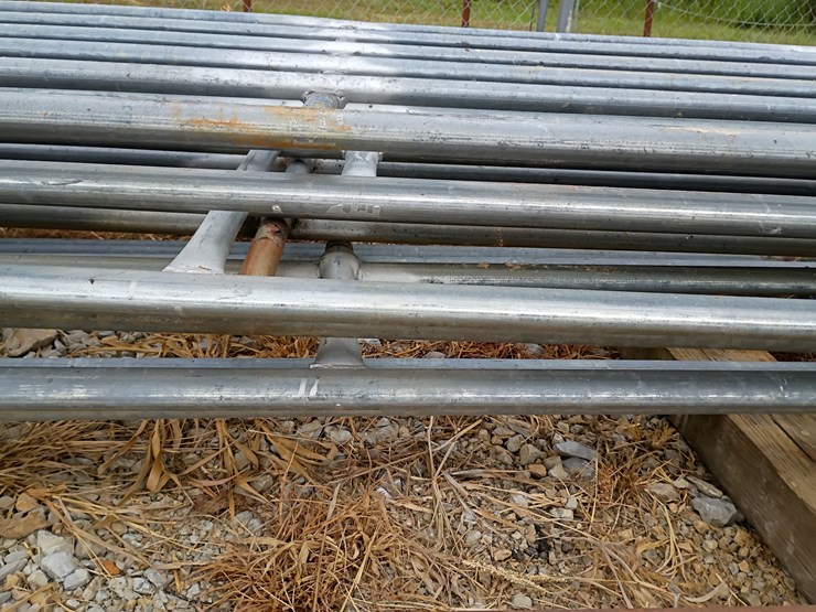 #21589-•-7--galvanized-corral-panels-image-18