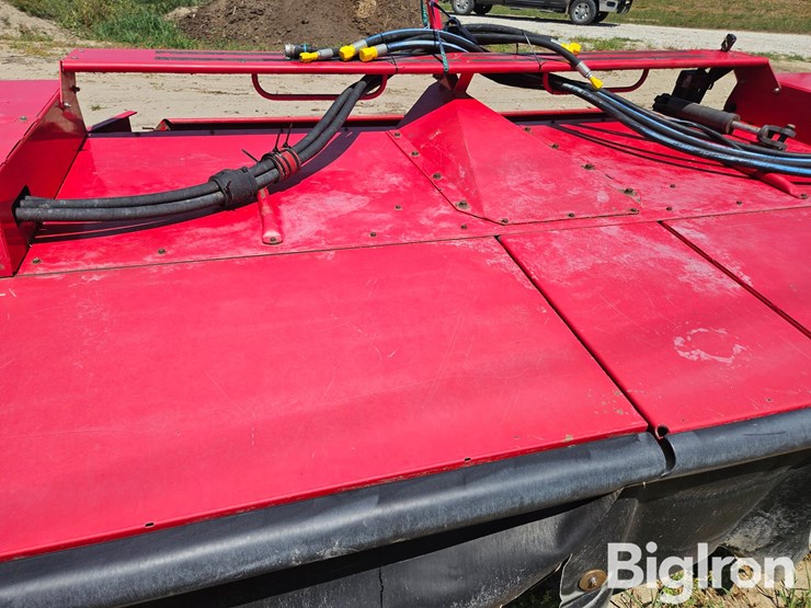 2011-massey-ferguson-9635-image-16