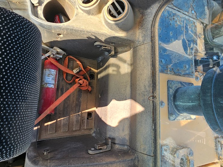 #21999-•-2020-hyundai-hx220lc-excavator-image-44