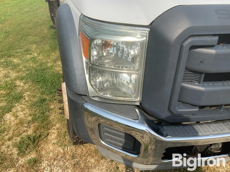 2012-ford-f550-xlt-image-17