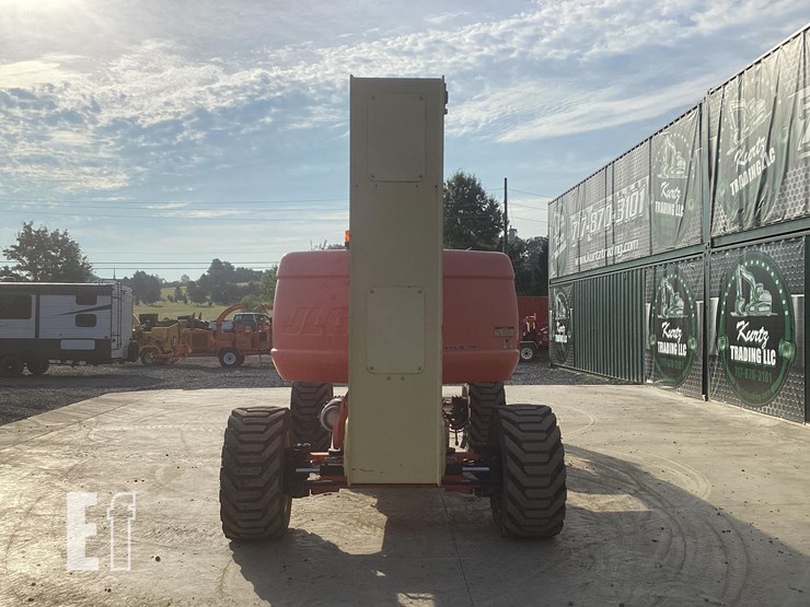 2015-jlg-740aj-image-3