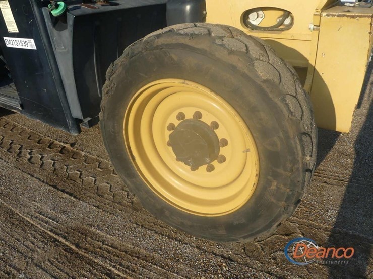 2014-caterpillar-tl642c-image-4