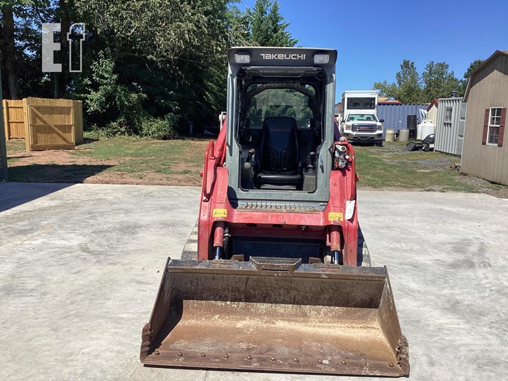 2019-takeuchi-tl8-image-7