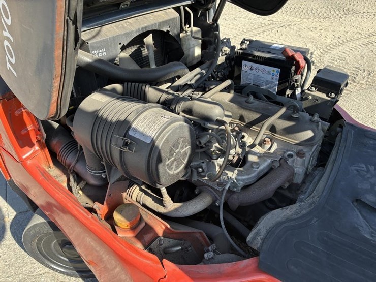 2005-toyota-7fgcu20-image-14