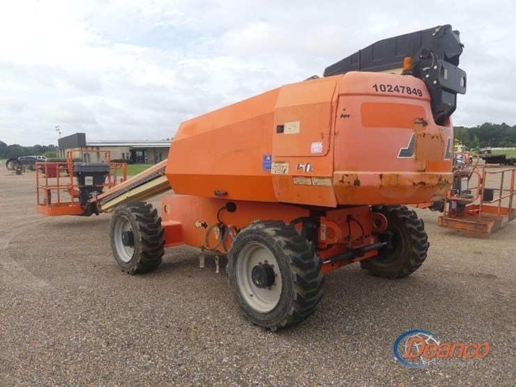 2014-jlg-600s-image-3