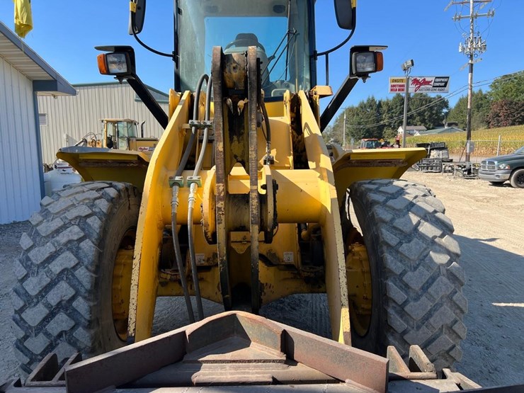 new-holland-lw110-image-11