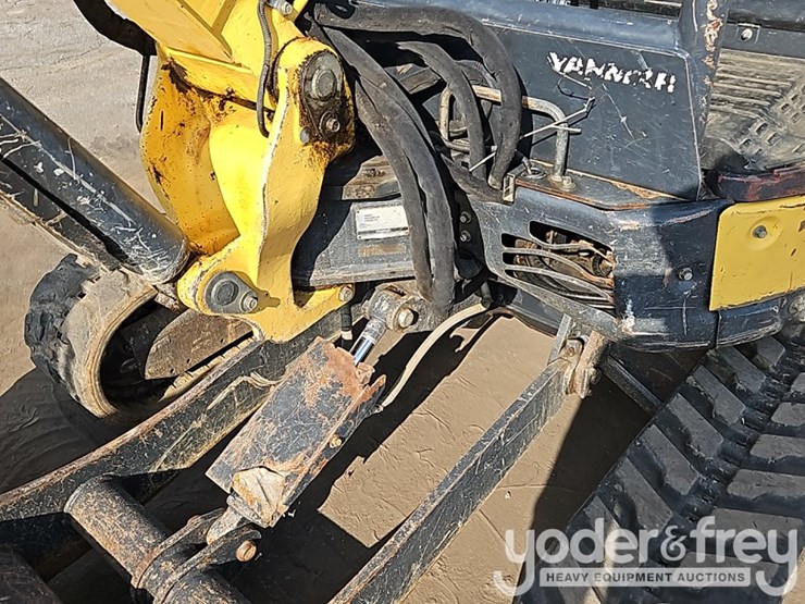 2019-yanmar-vio35-6a-image-21