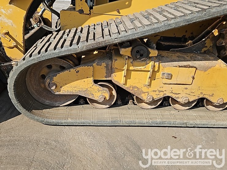 2016-caterpillar-289d-image-17