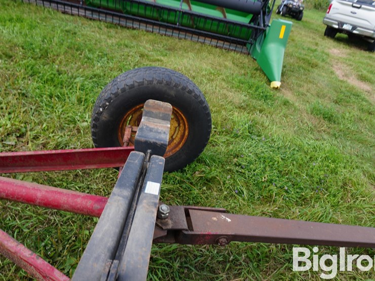 new-holland-26-image-13
