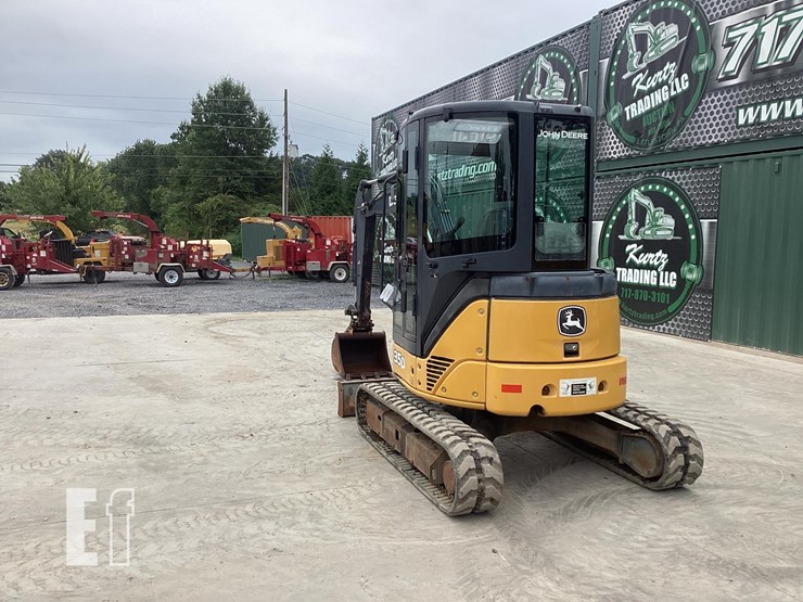 2006-deere-35d-image-2