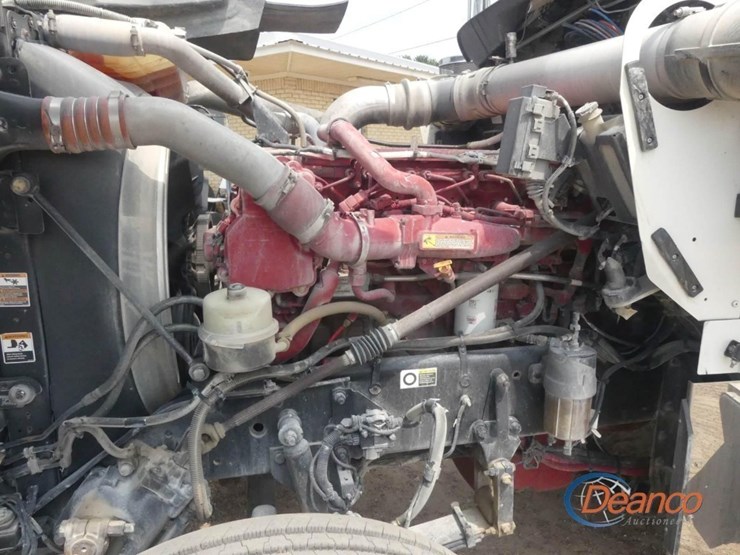 2014-kenworth-w900-image-12
