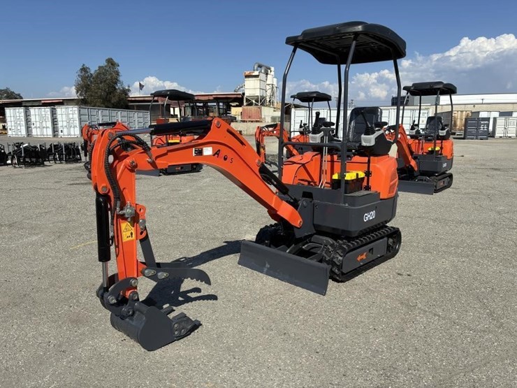 2025-aboss-gh20-hydraulic-excavator-image-1