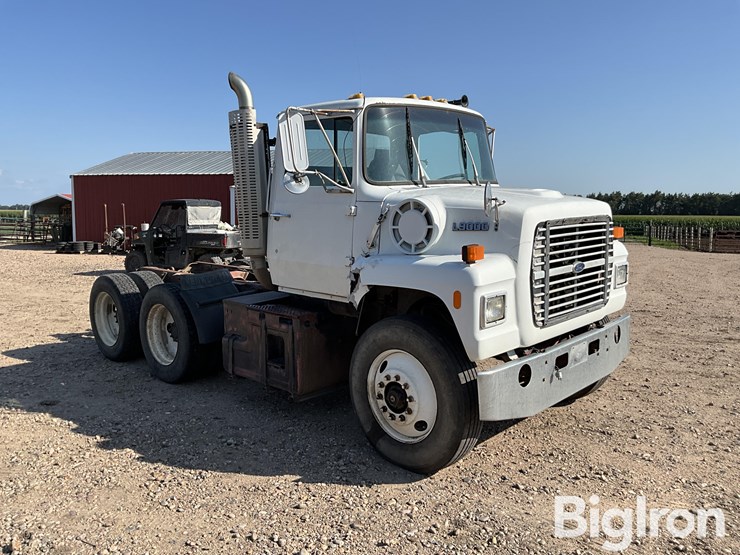 1989-ford-lnt9000-image-3