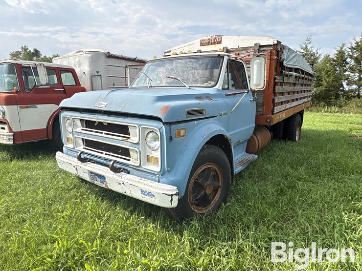 1970-chevrolet-ce60-grain-truck-image-1