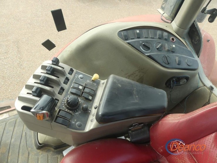 2010-case-ih-magnum-275-image-13