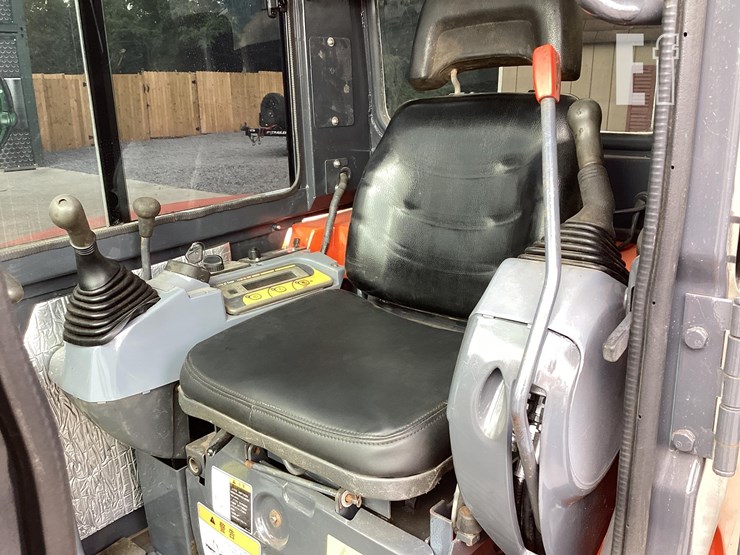 2018-kubota-u50-image-18