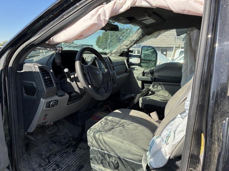 2019-ford-f250-image-13