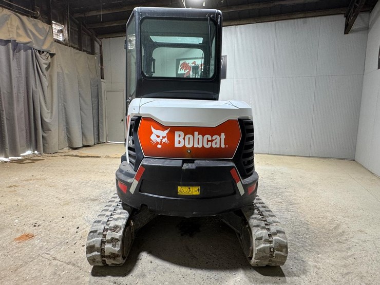 2020-bobcat-e35-image-4