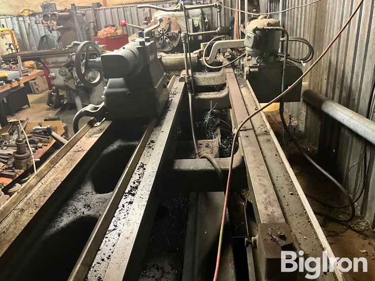 monarch-turning-lathe-image-17