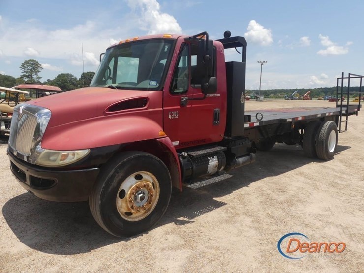 2006-international-durastar-4300-image-18