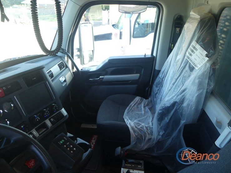 2024-kenworth-t880-image-20