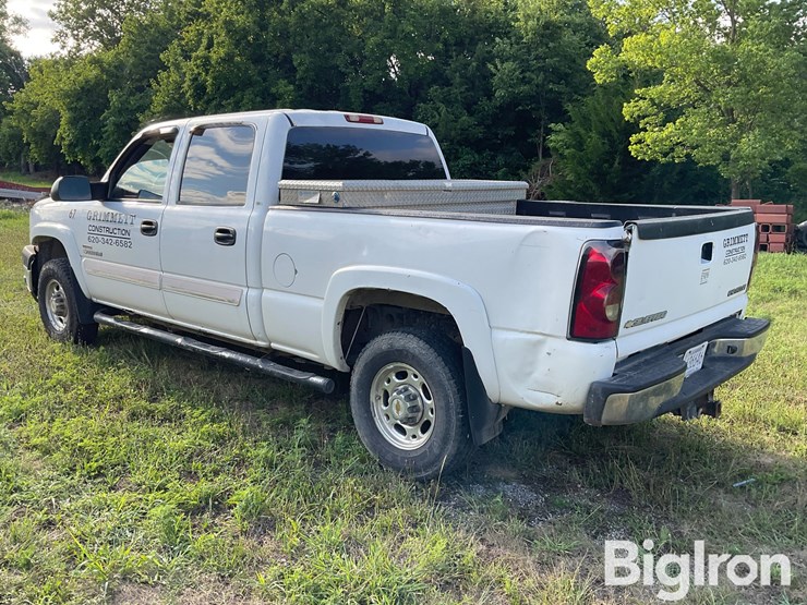 2004-chevrolet-2500-image-7