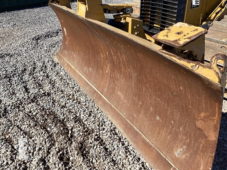 2020-caterpillar-d3-lgp-image-9