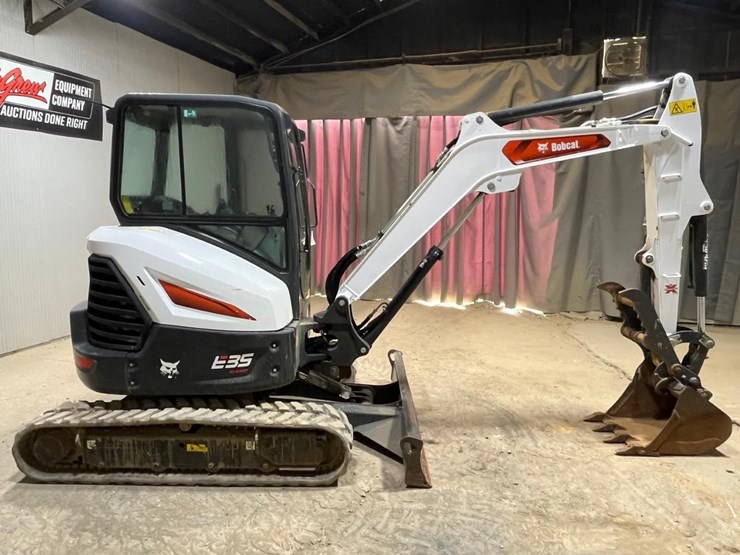 2022-bobcat-e35-image-6