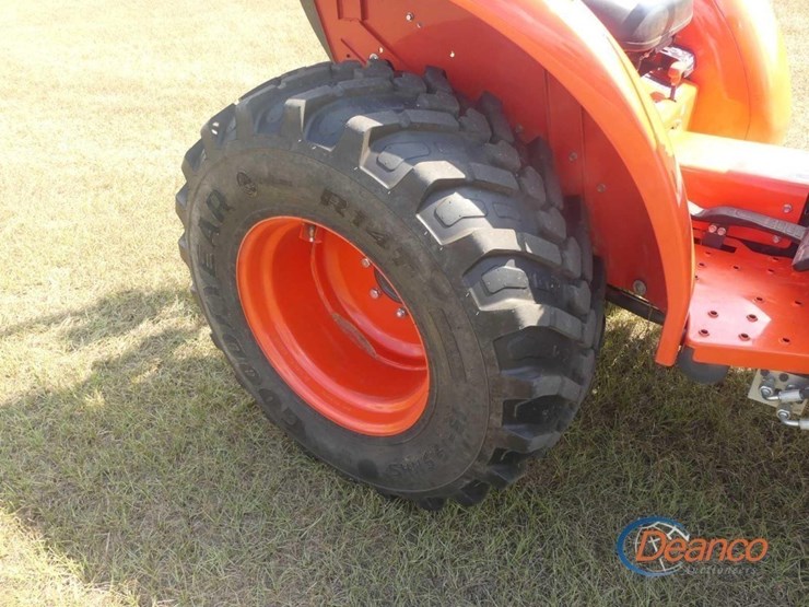2022-kubota-l2501hst-image-10