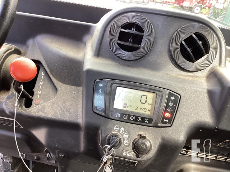 2014-kubota-rtv-x1100c-image-13
