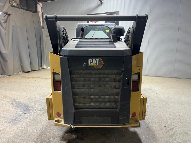 2022-caterpillar-272d3-image-4