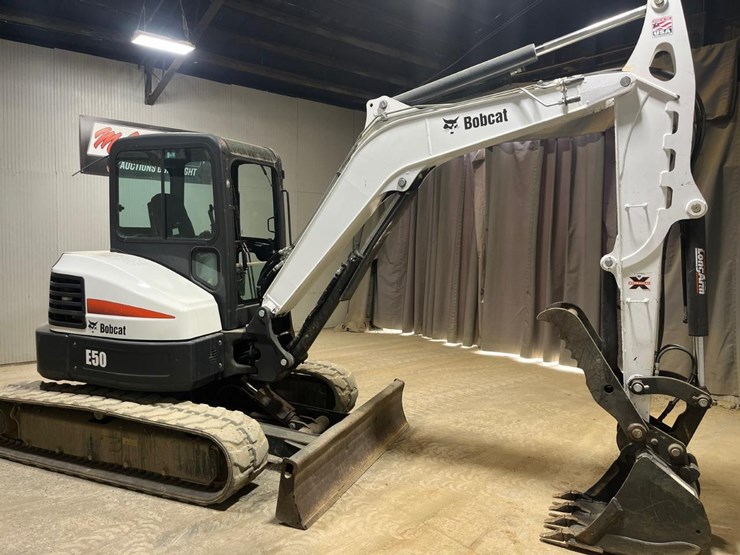 2020-bobcat-e50-image-8