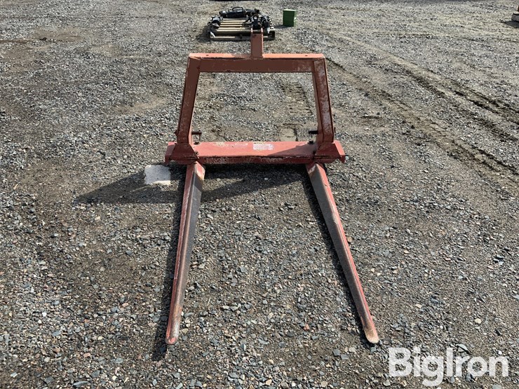 new-holland-80-image-6