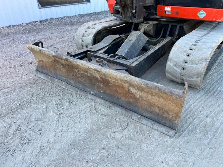 2015-kubota-kx080-4-image-13
