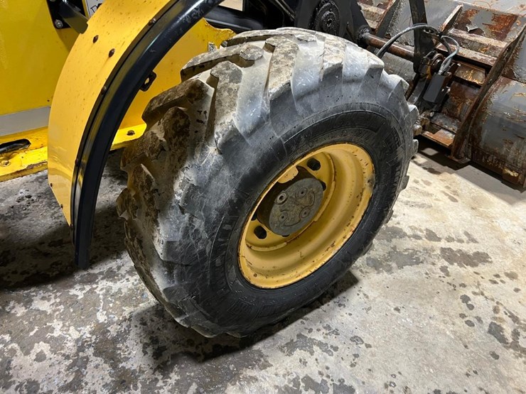 new-holland-w50tc-image-19