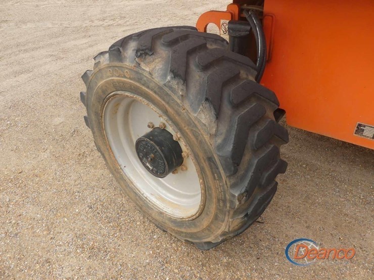 2015-jlg-600s-image-9