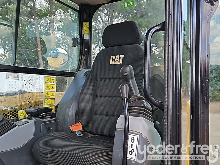 2020-caterpillar-306-cr-image-32